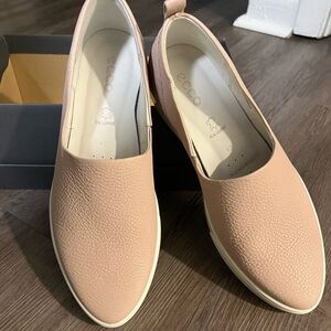 Women’s Ecco, Light Pink/Blush color, Leather Casual Loafer